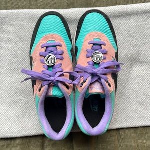 Nike air max 1 “have a Nike day”. Worn once